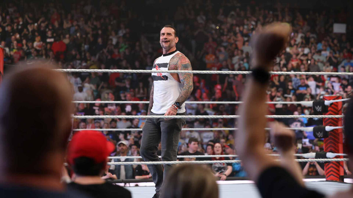 Jak to aktuálně vypadá s návratem CM Punka do ringu WWE?